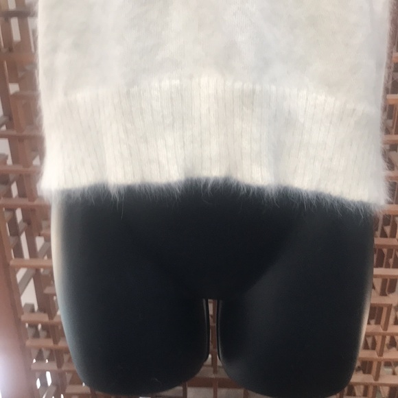 The Limited- off white Angora wool sweater - Picture 4 of 5